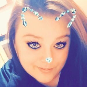 Meet your Posher, Kassandra